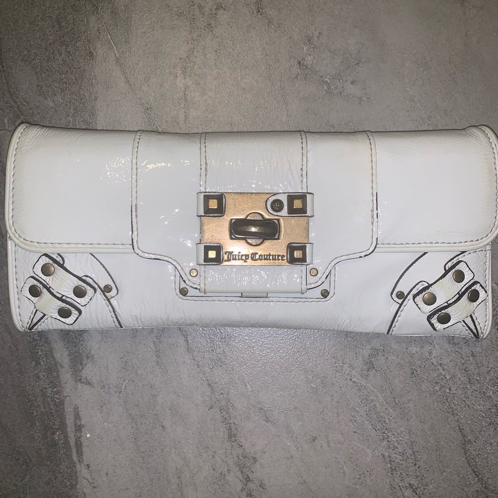 White Patent Leather Juicy Couture Wallet 🔥